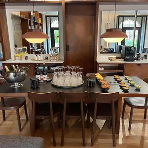 3* 酒店 Praktik Essens