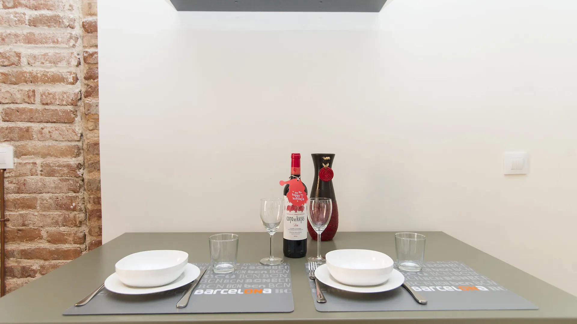 Apartments Sfamilia Barcelona Hotel